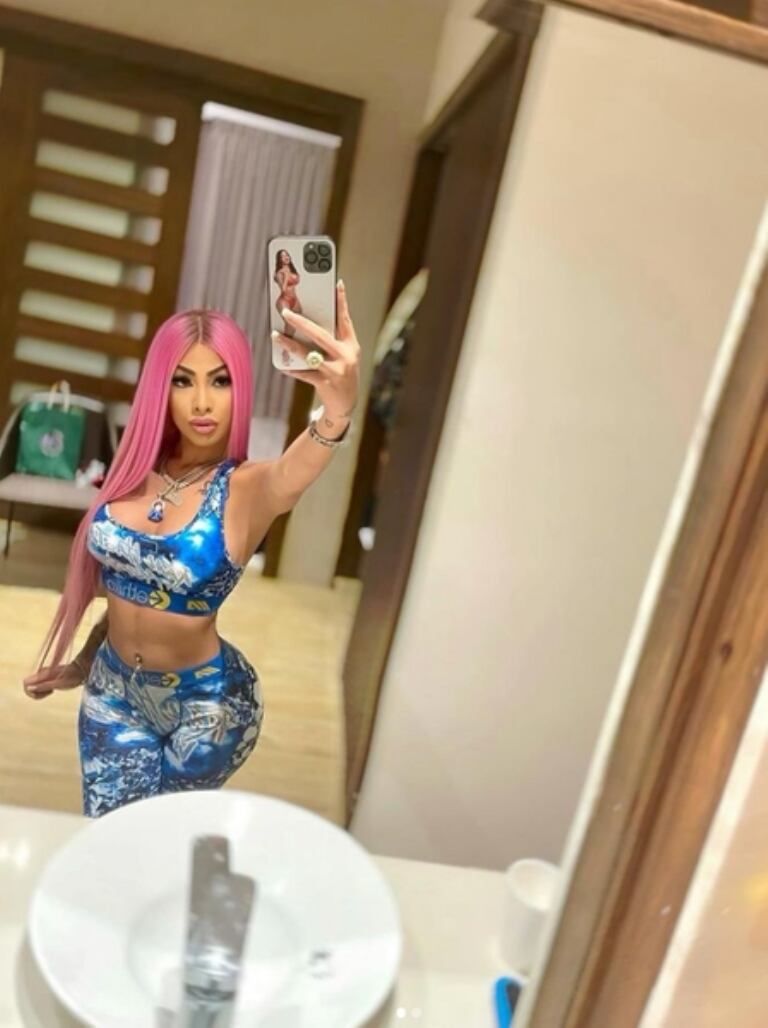 Desde vulgar hasta parecida a un travesti. Le dicen de todo en redes sociales a la nueva novia de Anuel AA Desde vulgar hasta parecida a un travesti. Le dicen de todo en redes sociales a la nueva novia de Anuel AA