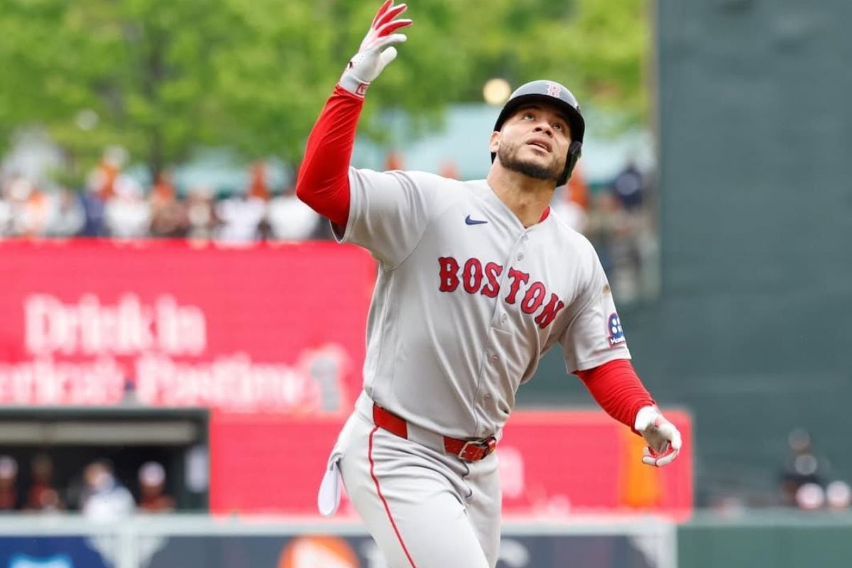 Boston gana con autoridad pero sacude todo el dugout