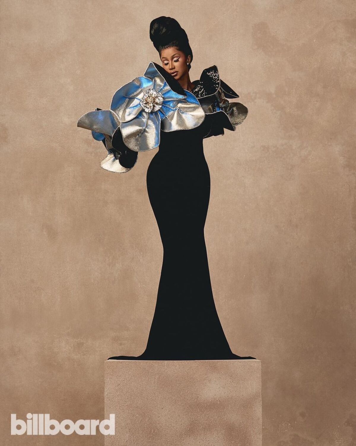 Cardi B es nombrada mujer del año por la revista Billboard