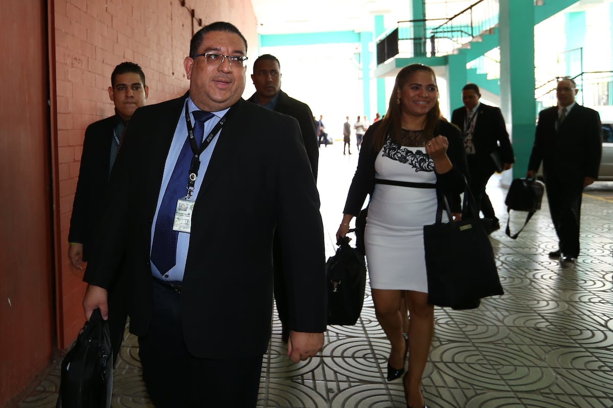 Testigo protegido acaba con la información que había en el disco compacto