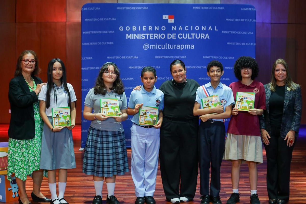 Niñez panameña se luce con historias en concurso infantil Medio Pollito