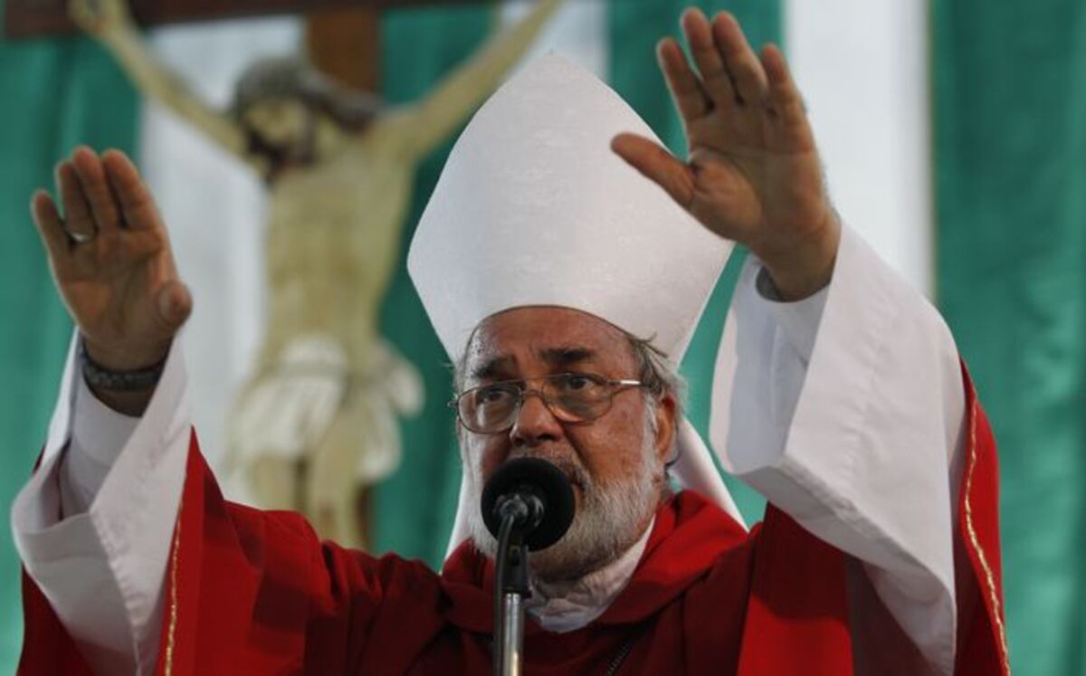 RENUNCIA EMILIANI. Busca seguir sirviendo a la iglesia desde otro ángulo