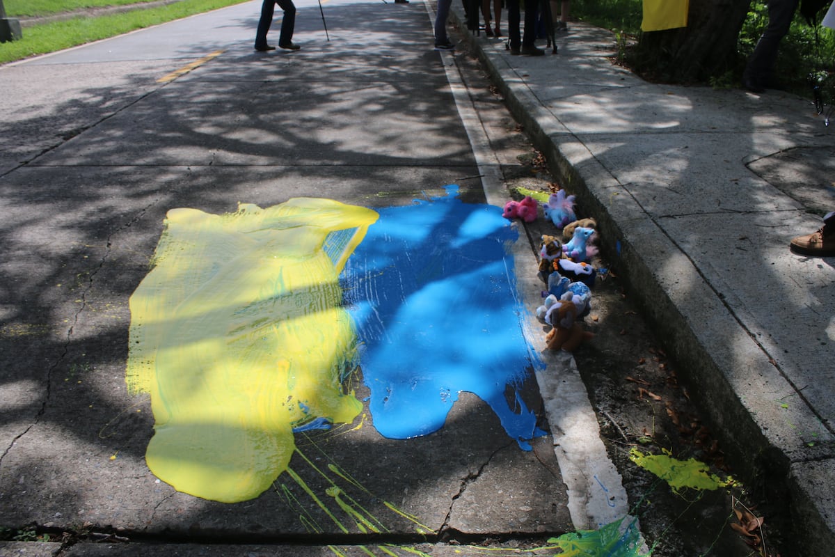 No a la guerra. Protestan frente a la Embajada de Rusia en Panamá