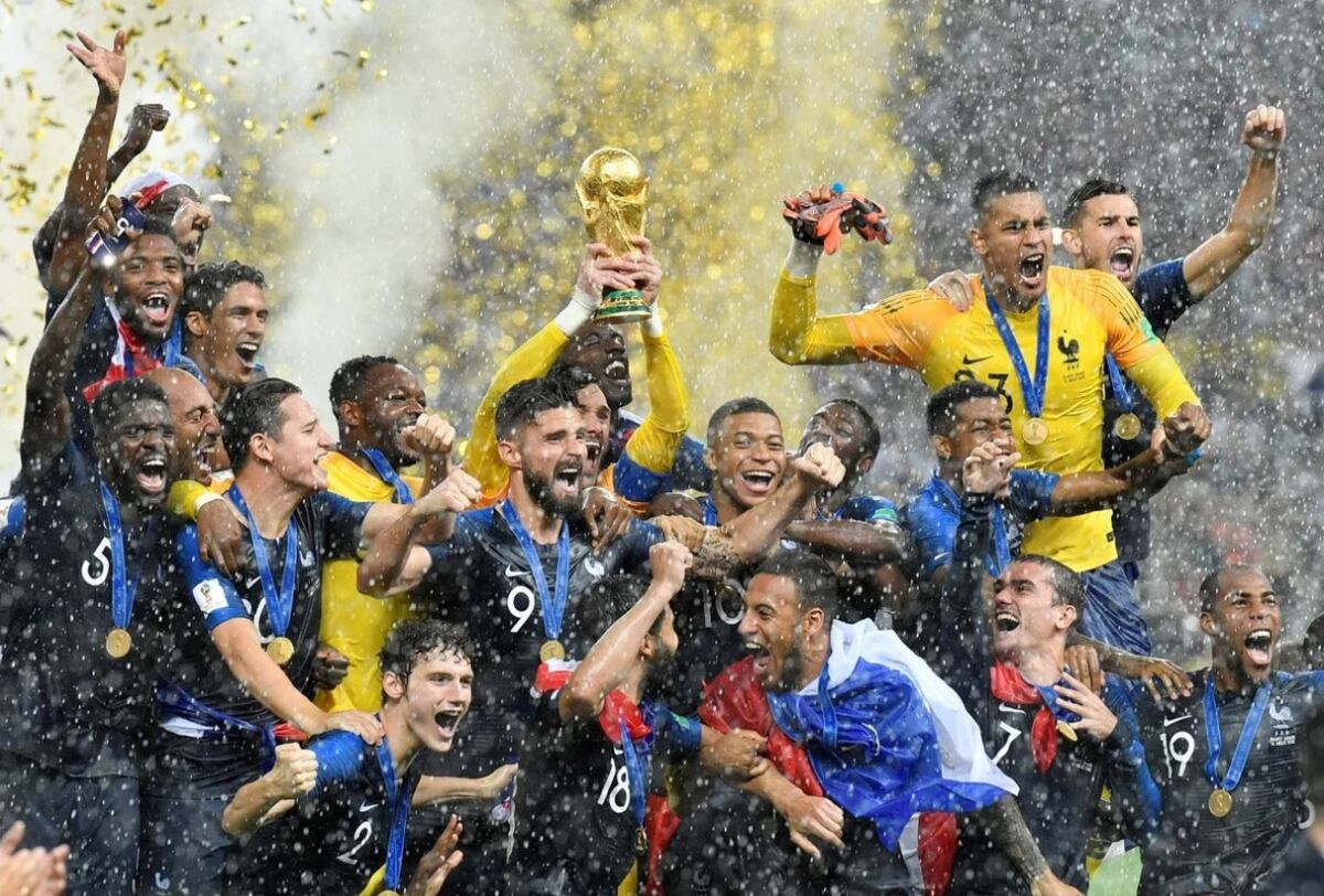 Deschamps podrá defender la corona del mundo en Qatar 2022