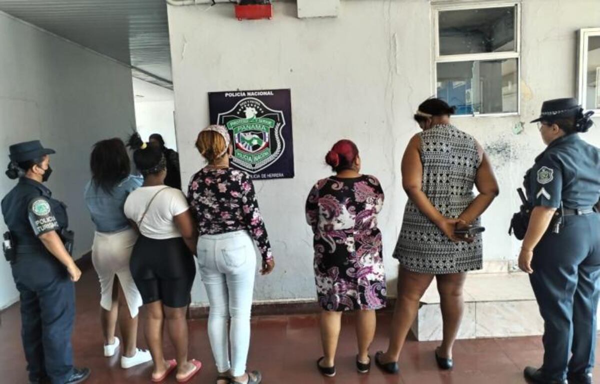 Profesionales en lo que hacían. Seis cancheras fueron capturadas por hurtar en Herrera