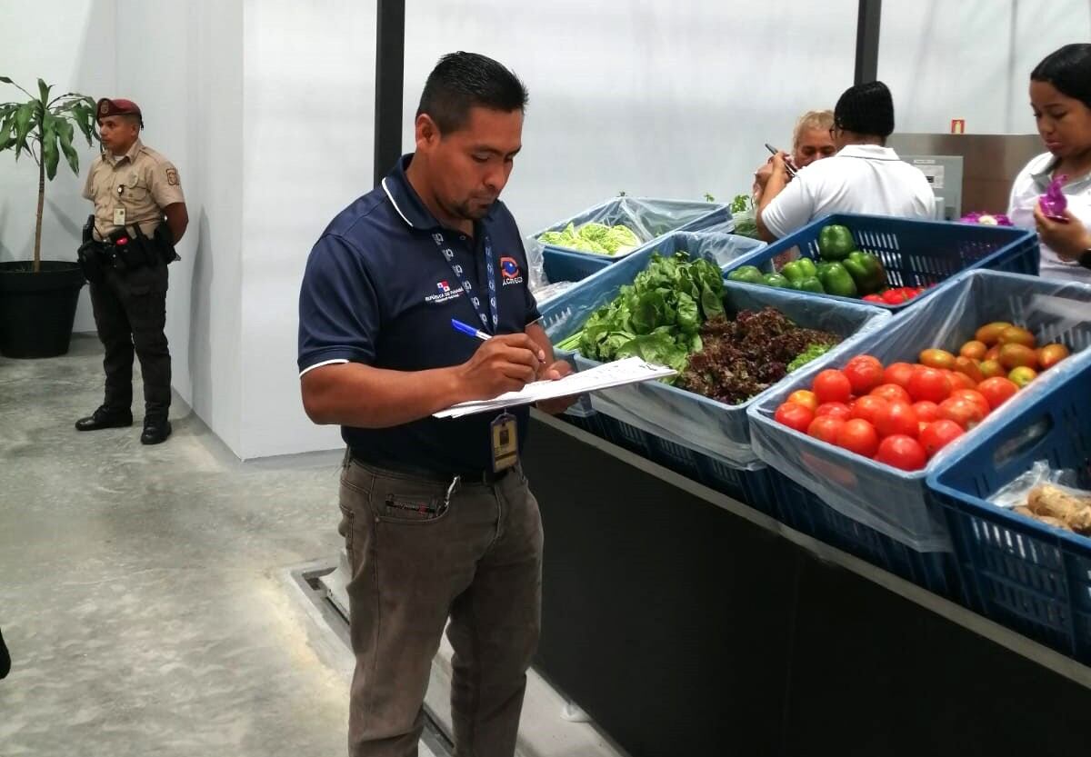 Acodeco informa sobre mejores precios en el nuevo mercado de Pueblo Nuevo y en el Merca Panamá