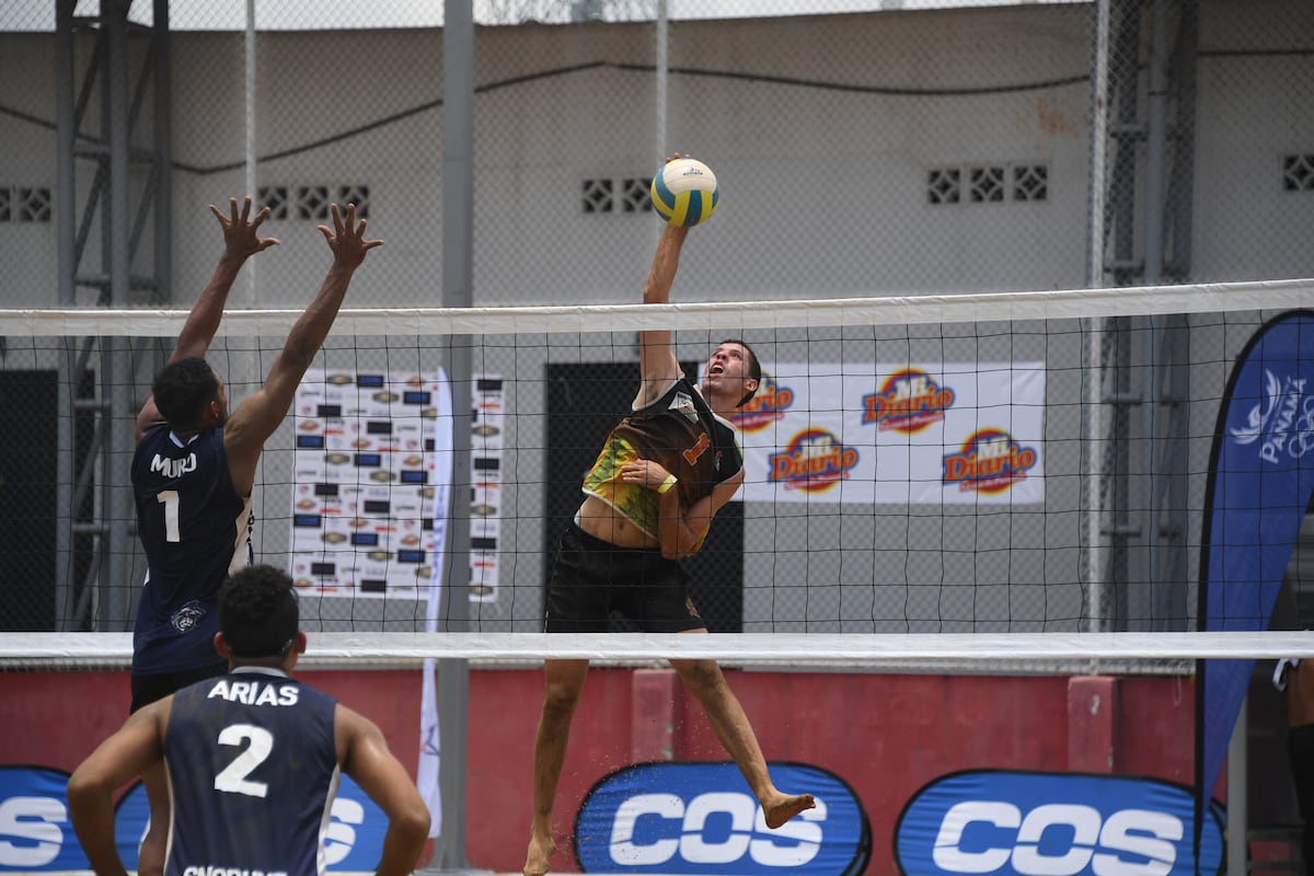 Chiricanos se llevan el primer Abierto de Voleibol de Playa