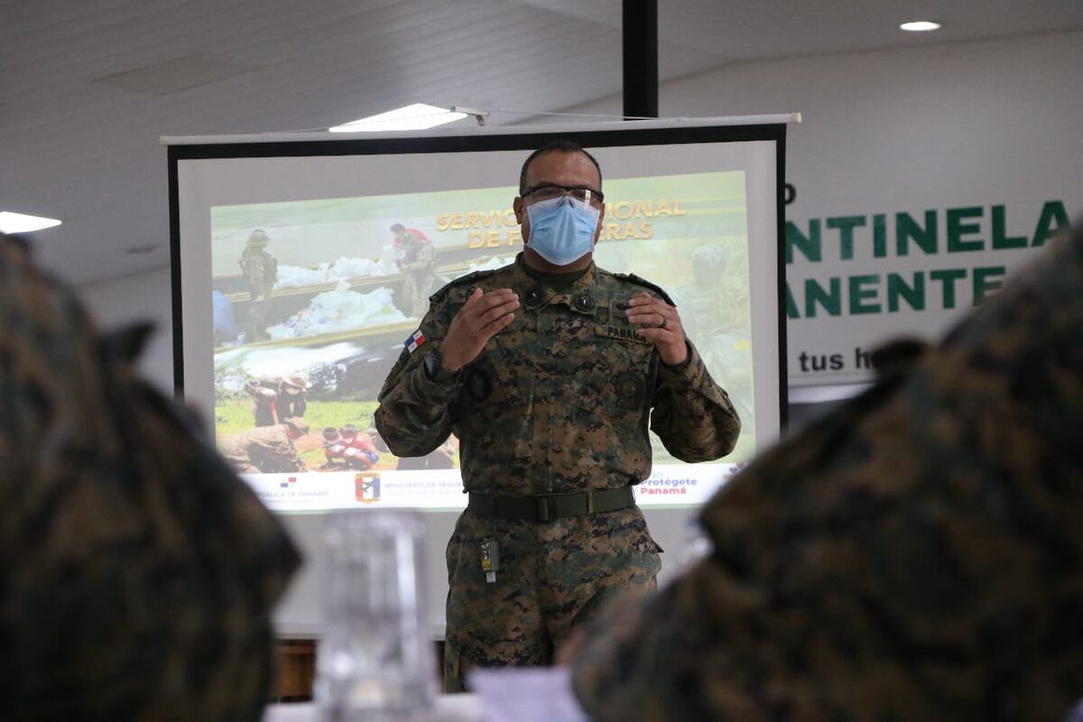 Senafront busca una solución a los migrantes en el Darién