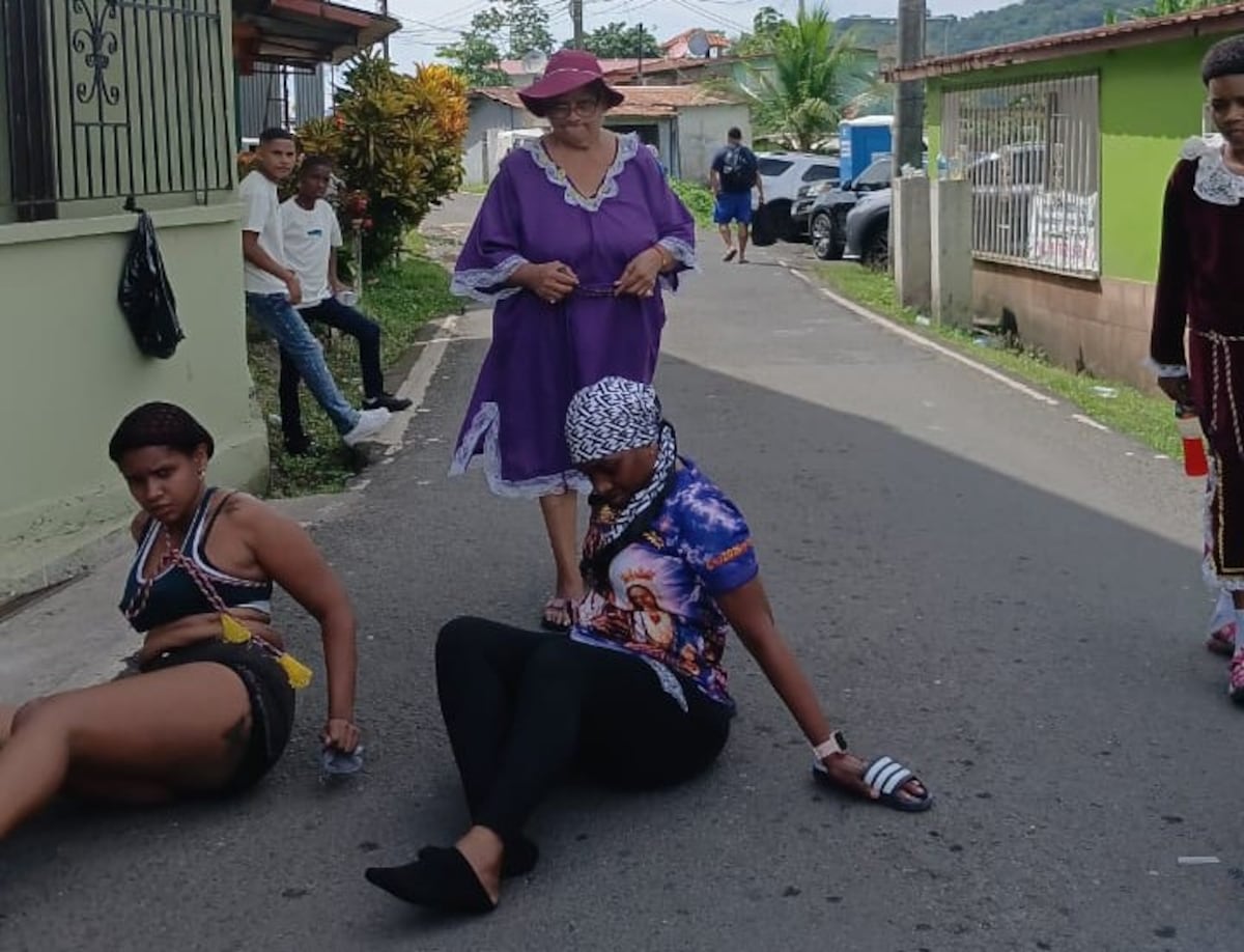 Muchos rindieron devoción al Cristo Negro de Portobelo 