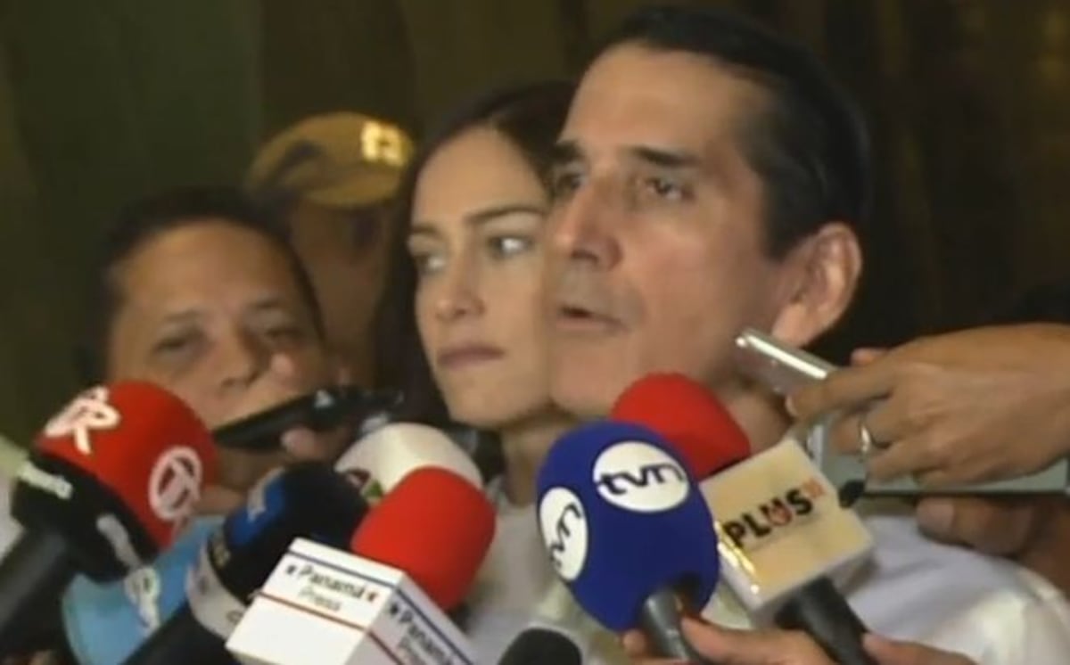 Roux: Ataques en mi contra son de desesperación, seguiré contestando con trabajo