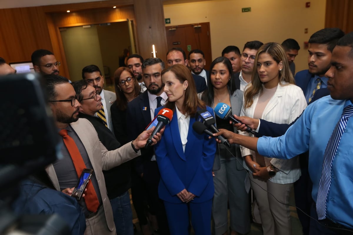 ¡Vamos contesta al contralor! “Falso que no rindamos cuentas”, dice la bancada y exige auditorías reales