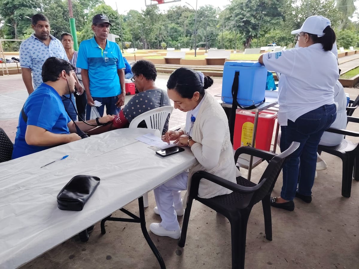 MINSA lleva feria de salud gratuita al parque Miguel de Cervantes en el corazón de David