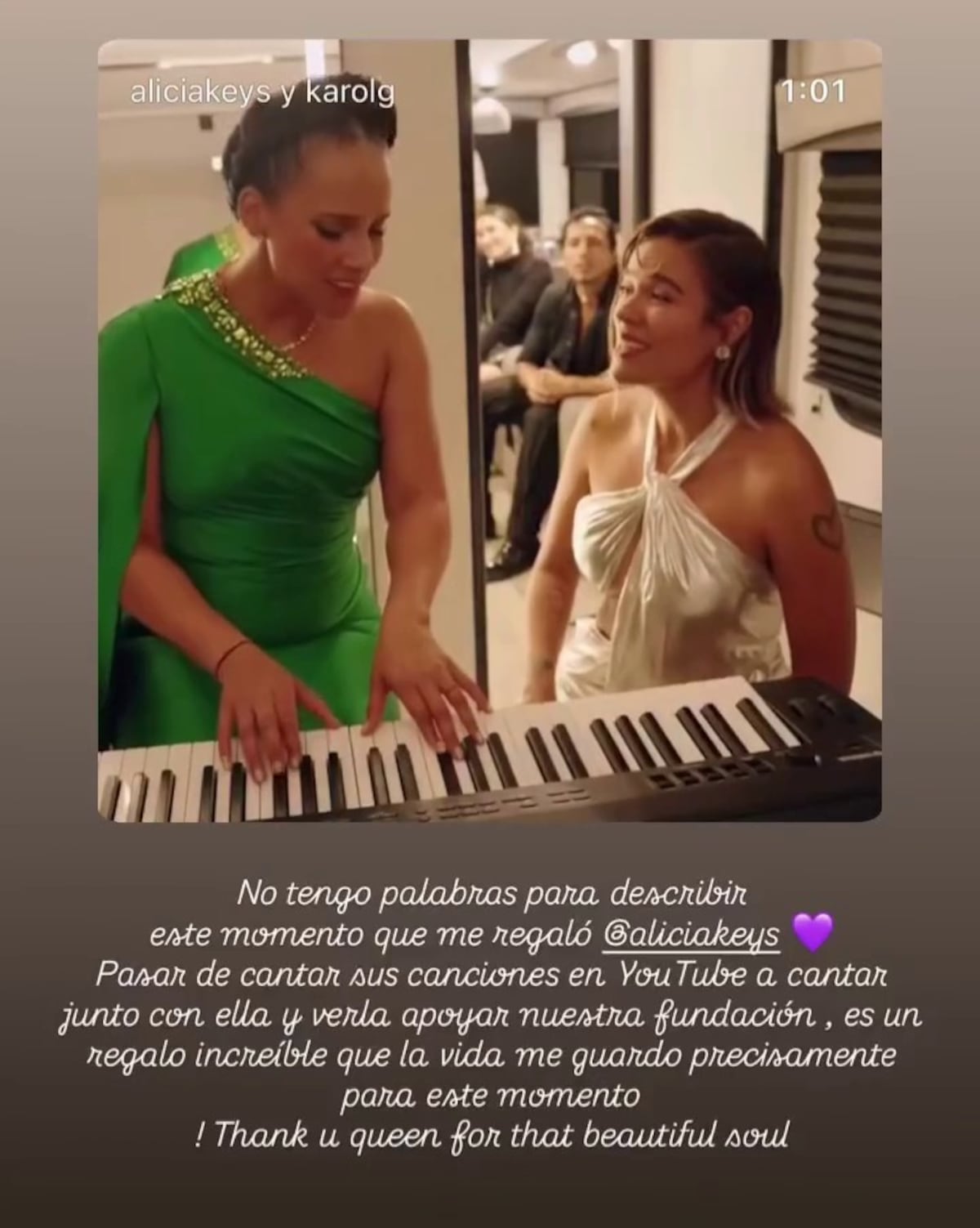 Karol G vive su momento soñado de cantar junto a Alicia Keys