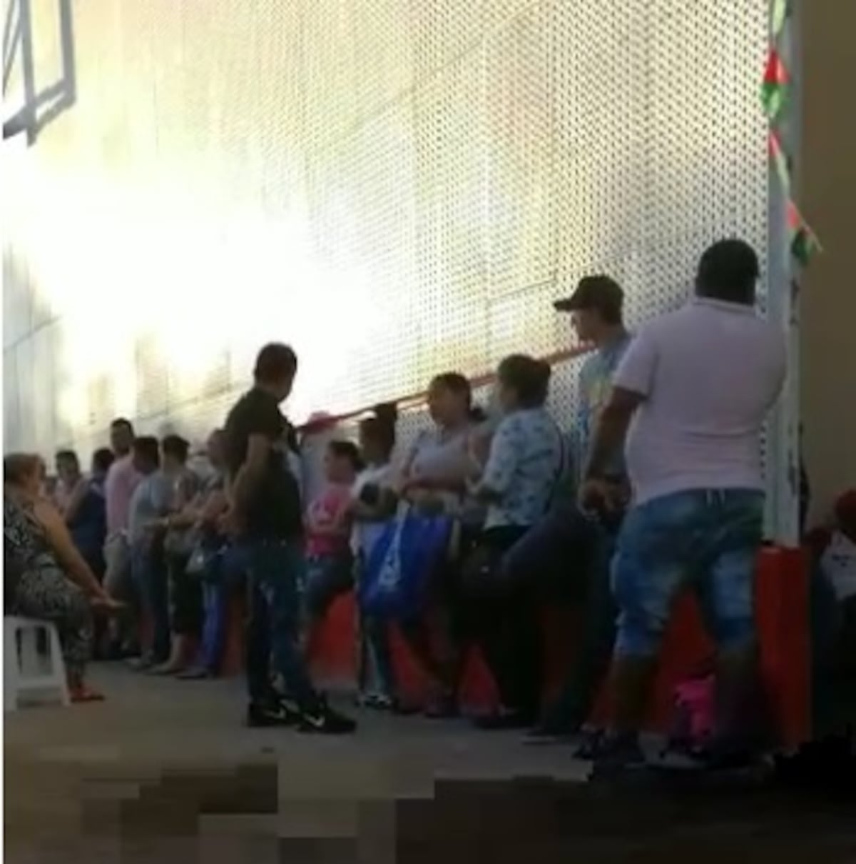 Desde las 4 de la madrugada están llegando fanáticos. El Kenny Serracín recibe hoy a Metro y a Murillo III