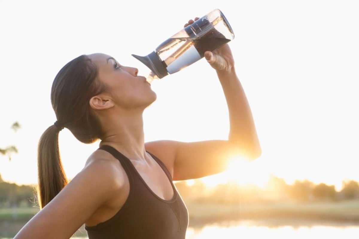 El calor sube y el cuerpo lo siente: las advertencias del verano