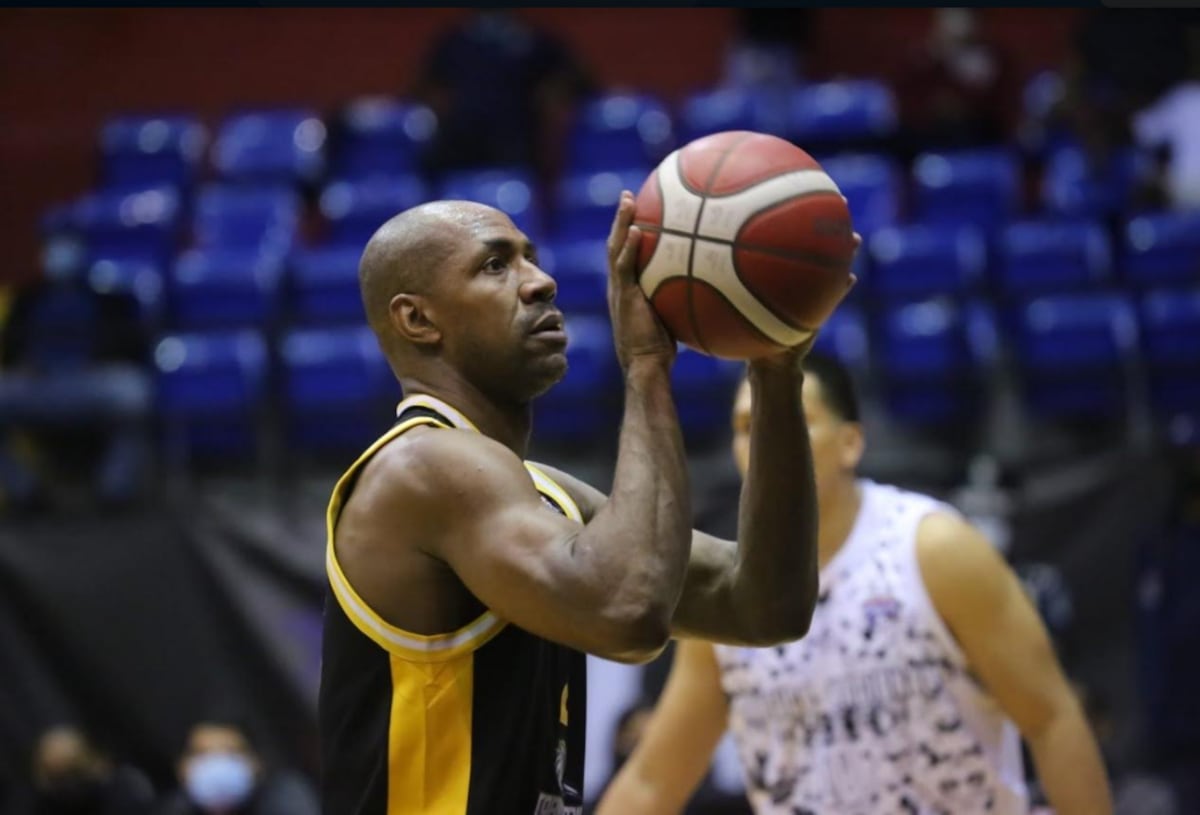 Correcaminos de Colón siguen invictos por cuarta semana