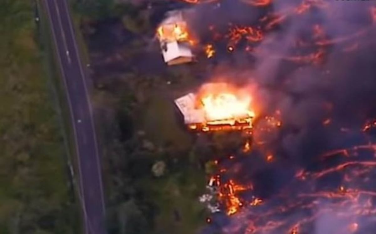 Video. Captan el momento en que lava del Kilauea 'devora' casas en Hawaii