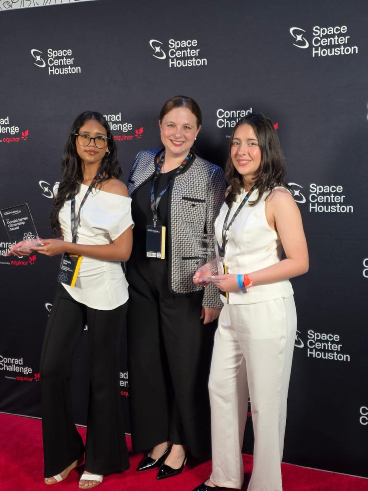 Estudiantes veragüenses ganan premio internacional por innovador proyecto sostenible