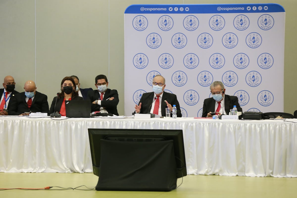 Basta de dilataciones con el tema del Seguro Social