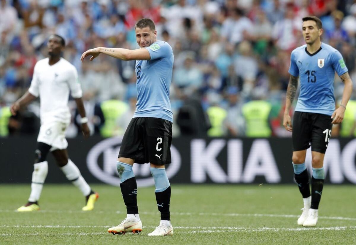 Las lágrimas de Giménez conmueven a toda Uruguay
