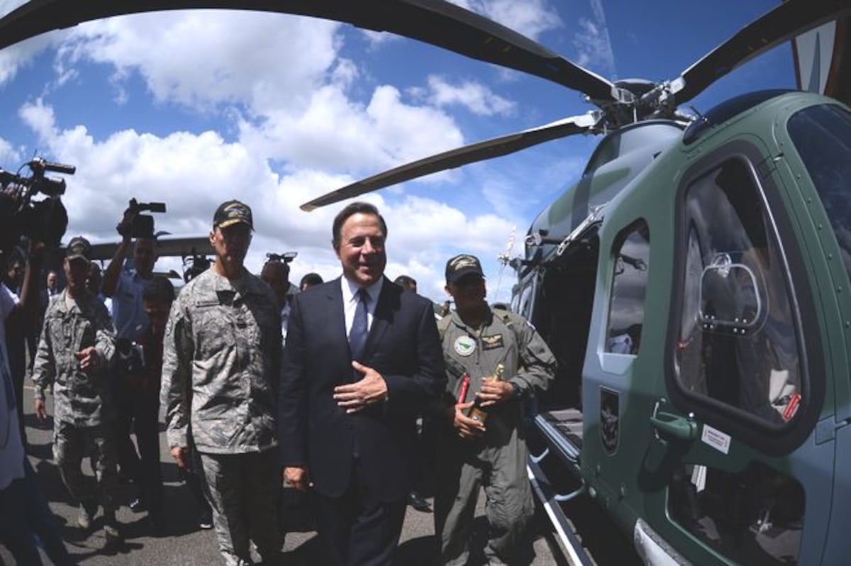 Varela emprende viaje 'histórico' a Reino Unido e Israel en medio de huelga