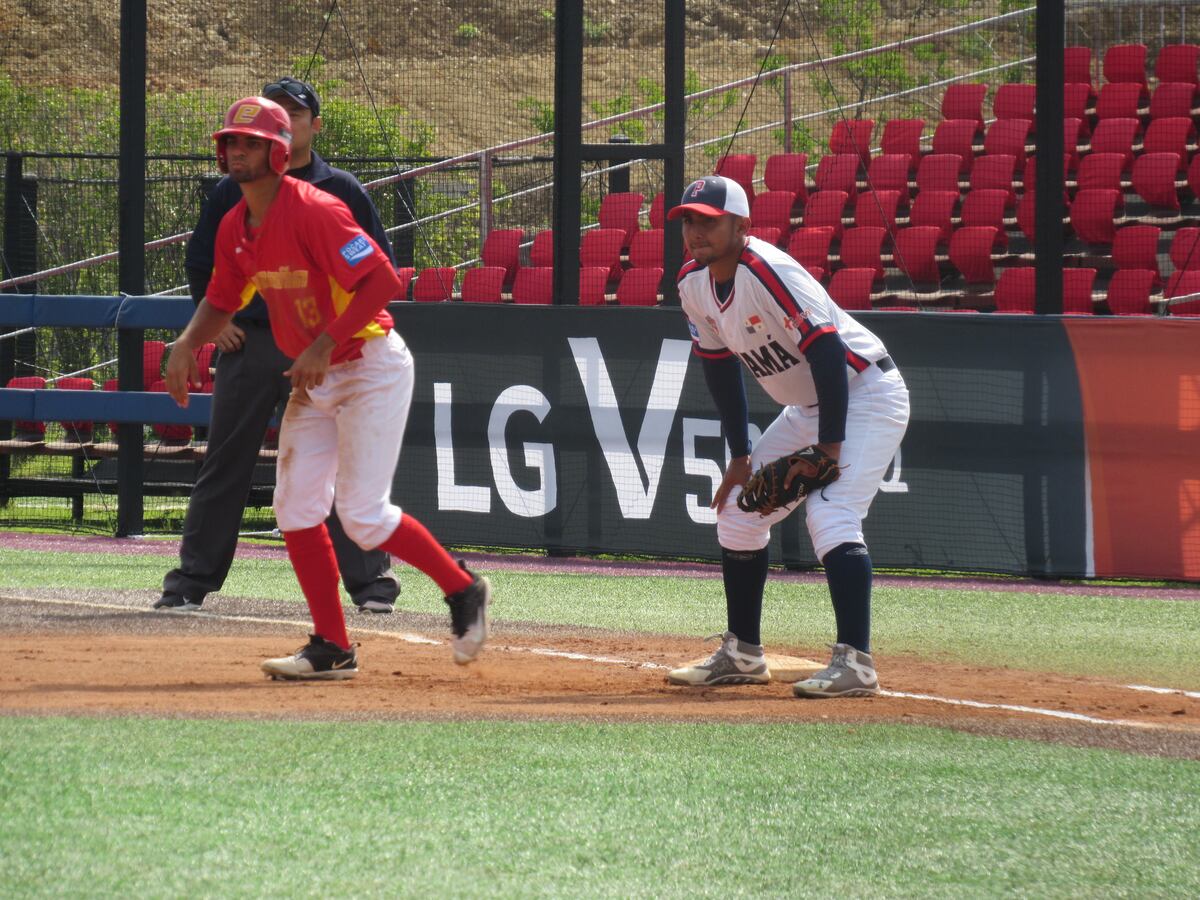 España desdibuja a Panamá y lo deja en coma en el Mundial Juvenil