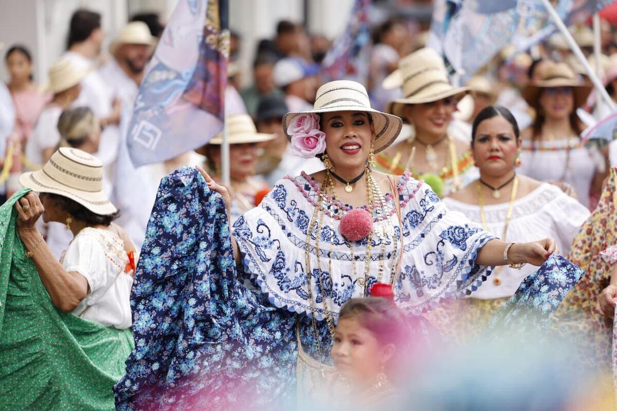 Casco Antiguo vibró con domingo cultural lleno de música