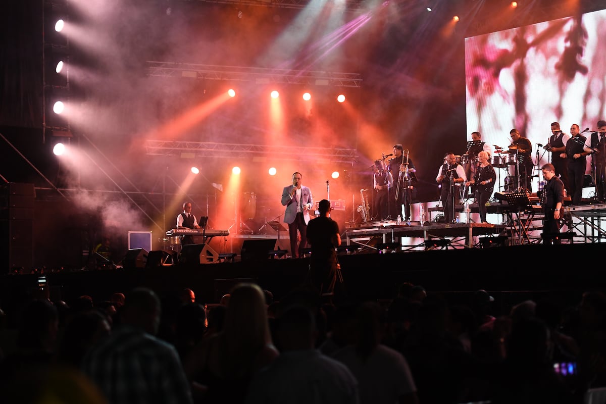 Movieron el esqueleto hasta más no poder en el mega concierto de las Madres