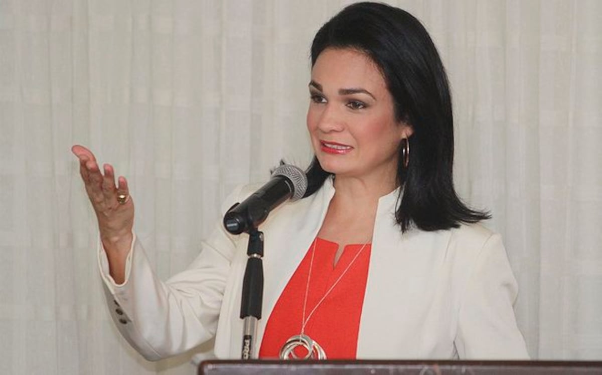 ¡SE FORMÓ! Autoridades acogen decisión sobre matrimonio gay. Diputados se oponen