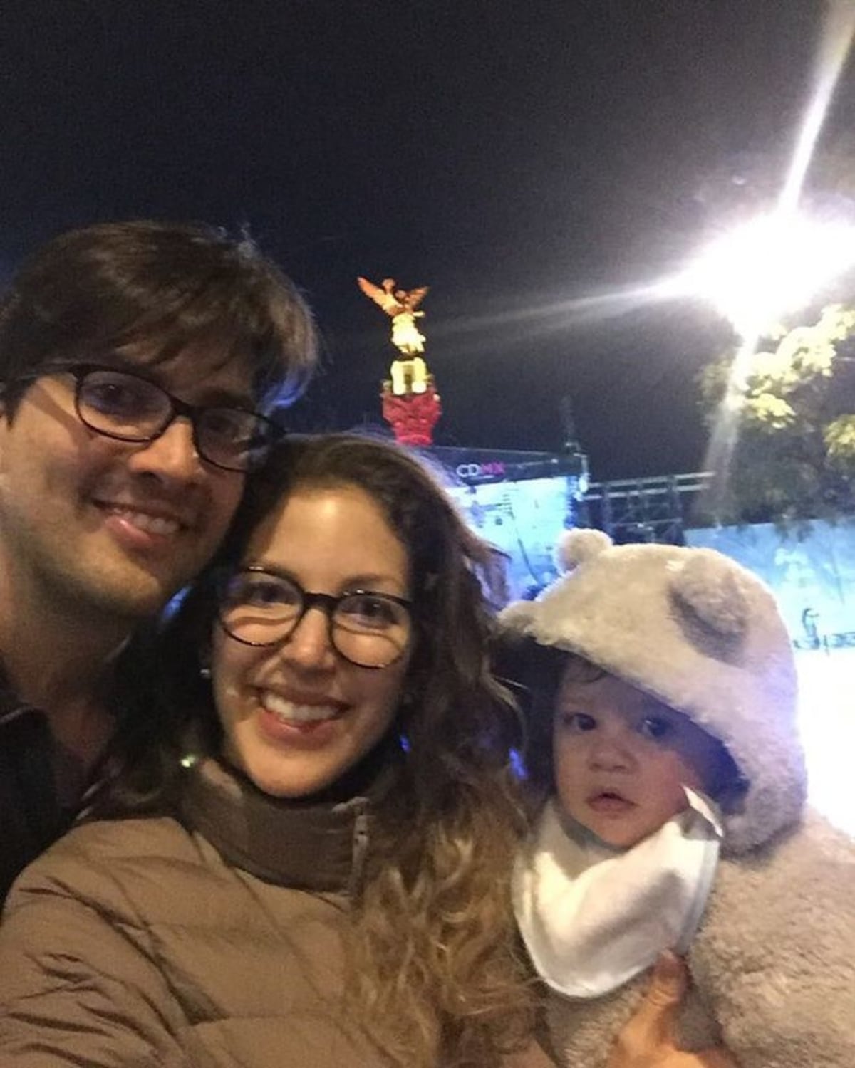 ¡MIRA TÚ!  Presentadora de TV deja México y se regresa a Panamá