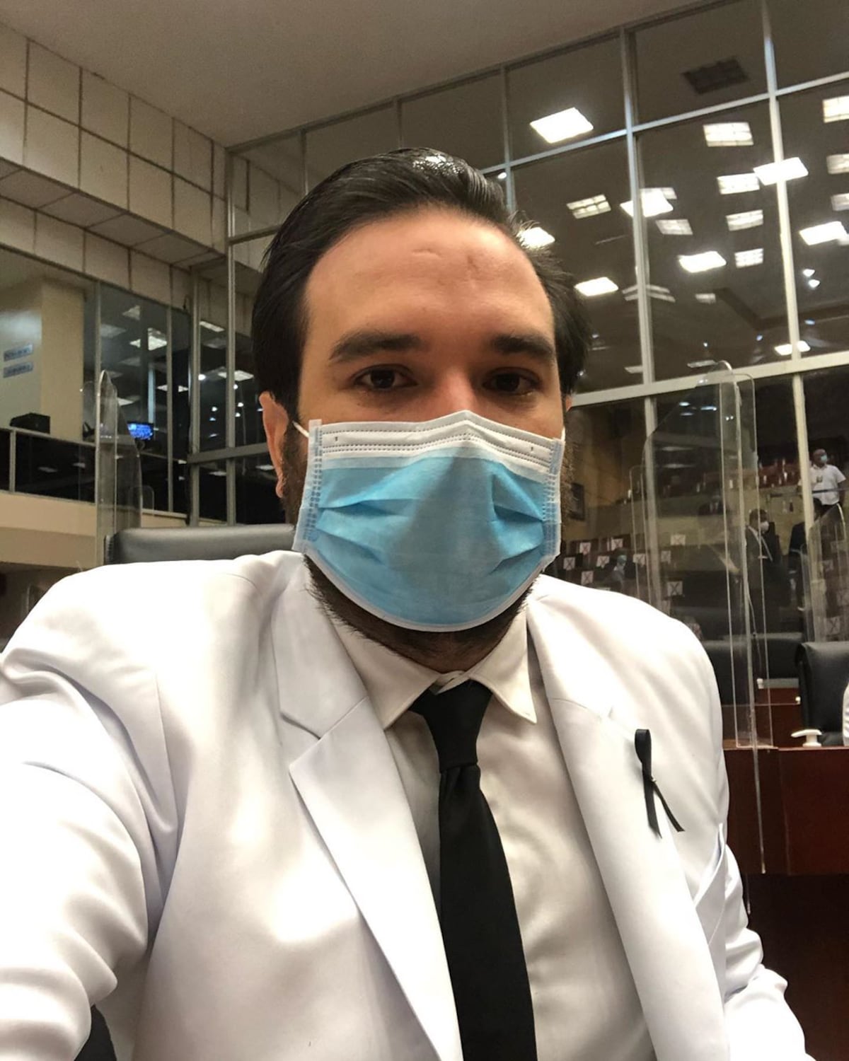 Diputado Silva aduce que notarías son un botín político en la actualidad