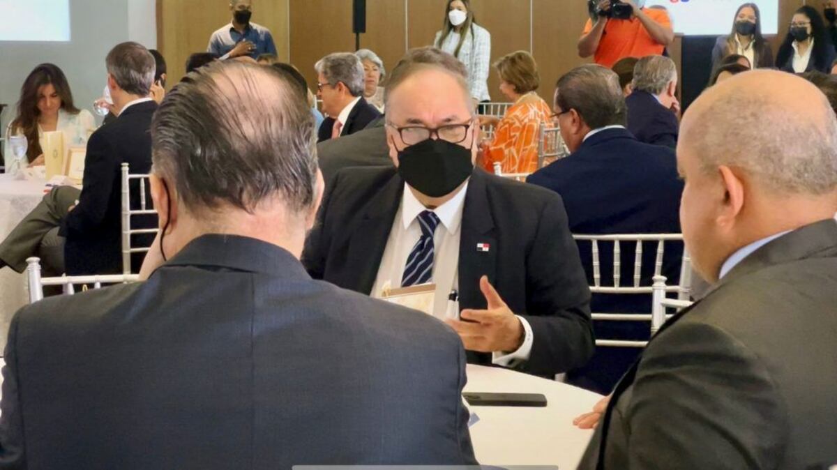 ‘No es necesario solicitar la ficha impresa al asegurado’, reitera Lau Cortez