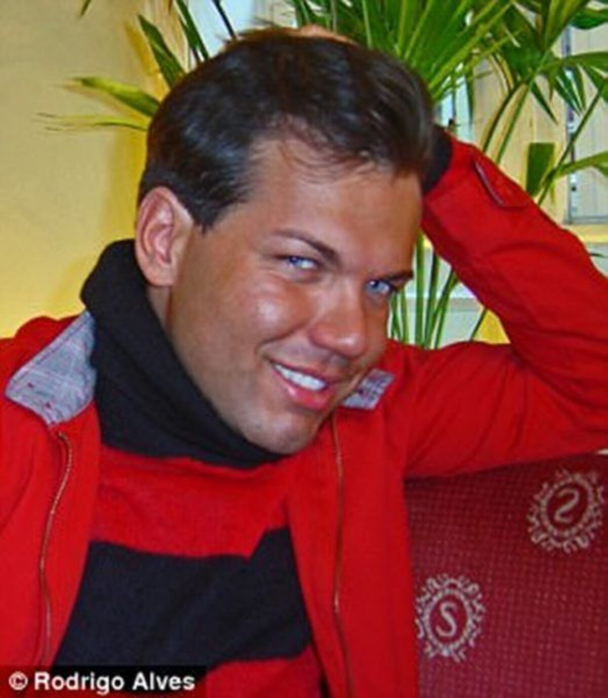 ¡Igual de cabezón!… Así era el 'ken humano' hace 12 años (FOTOS)