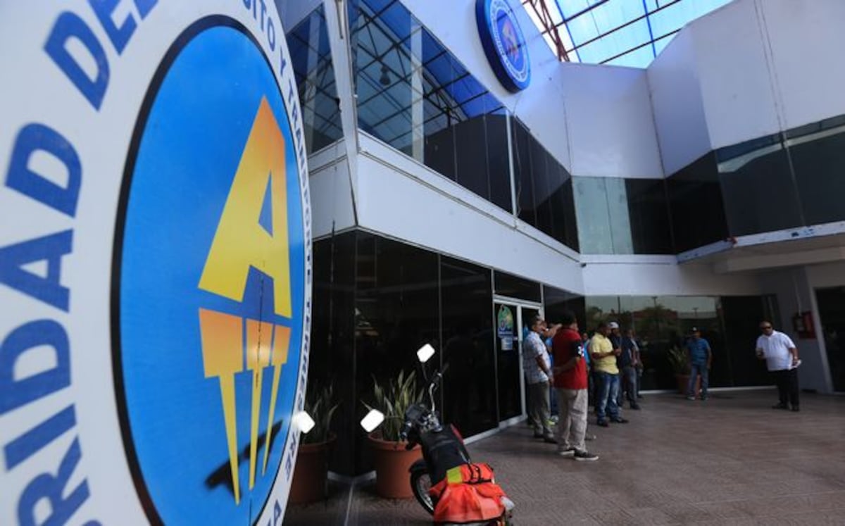 ATTT anuncia que no dará más prórroga para pago en efectivo por uso de Plataformas Tecnológica de transporte