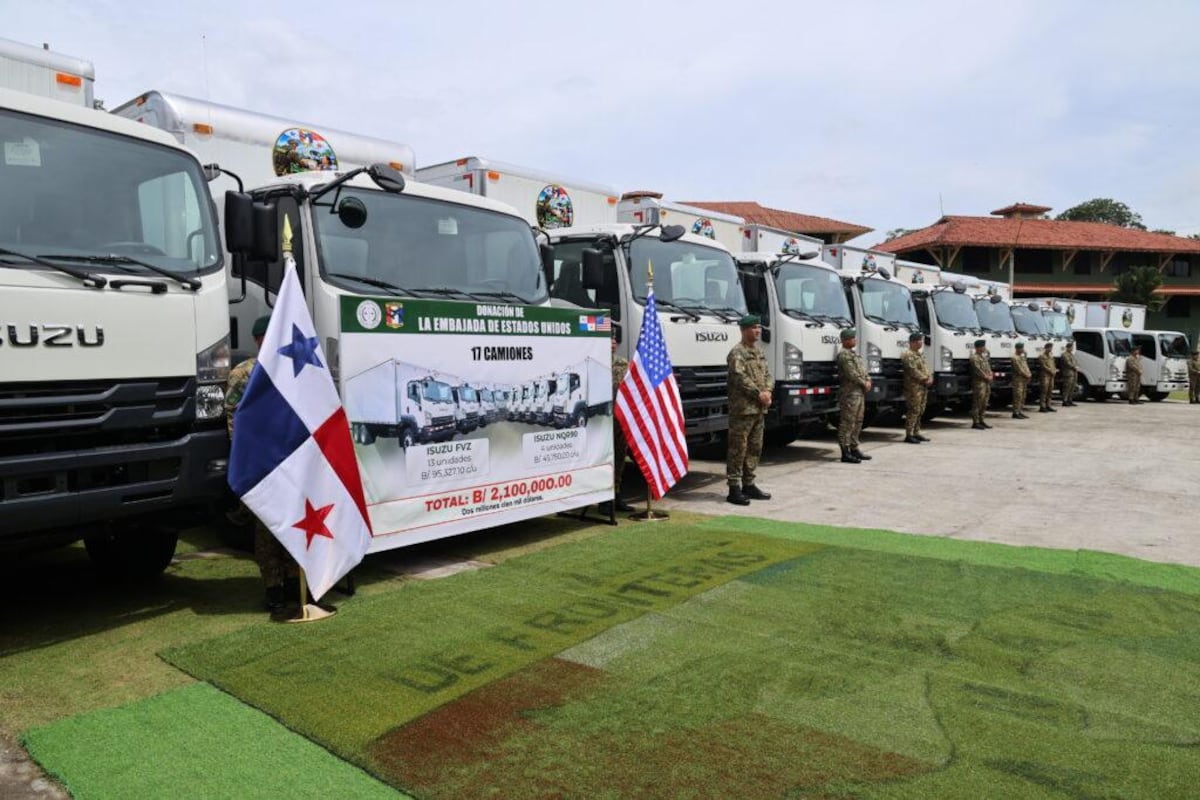 Terremoto en Panamá: EE.UU. envía ayuda al interior y entrega 17 camiones al Senafront , valorados en $2.1 millones + Video
