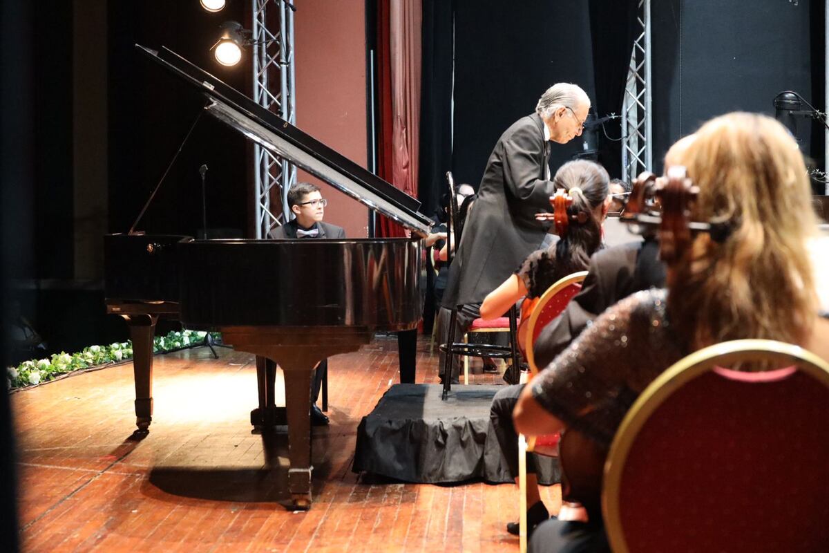 Pianista de 14 años se presenta en el Teatro Balboa junto a la Orquesta Sinfónica Nacional
