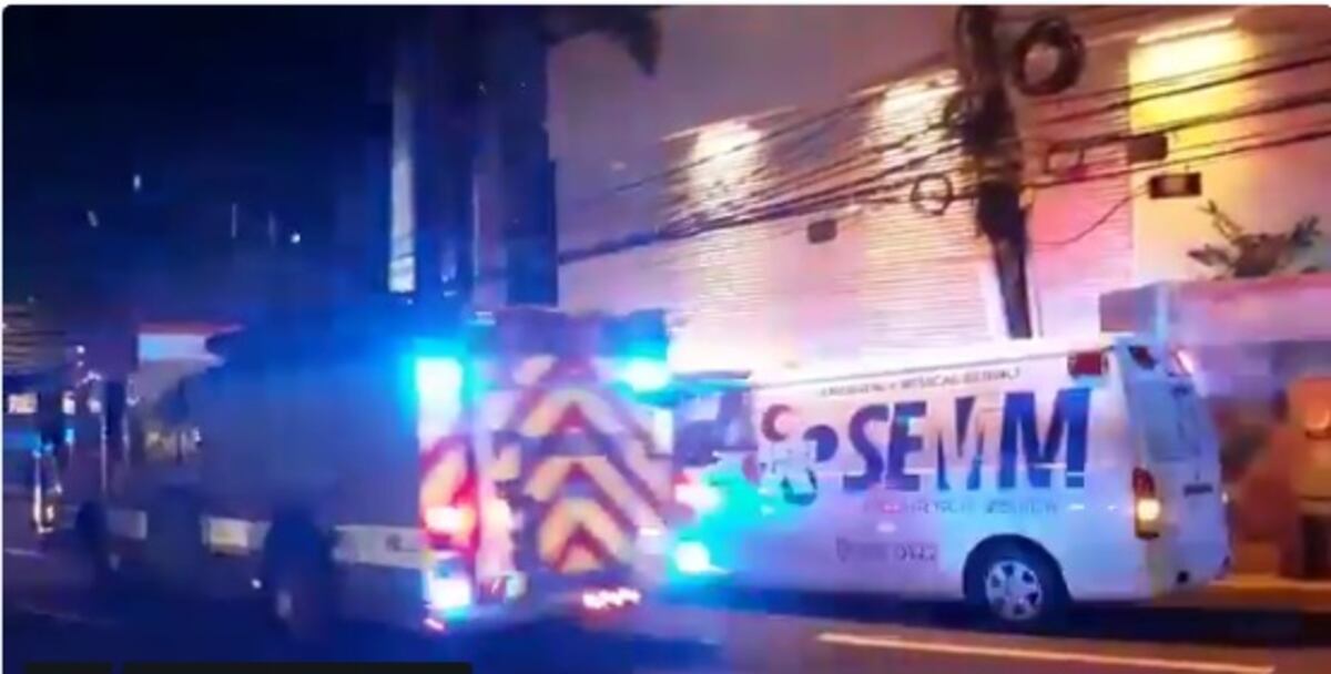 Bomberos atienden emergencia en hotel Ejecutivo 