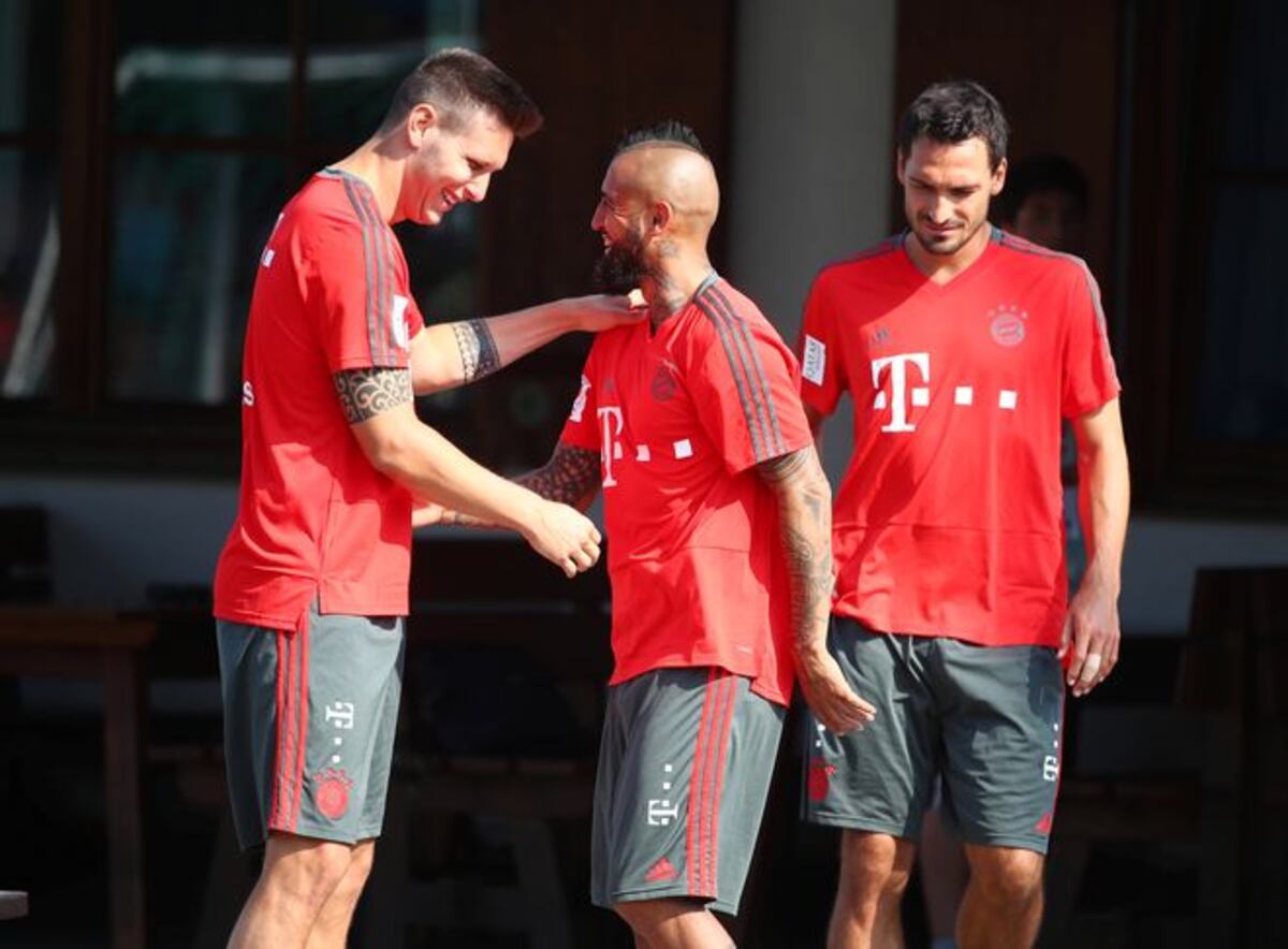 En España aseguran que el chileno Arturo Vidal fue fichado por el Barcelona