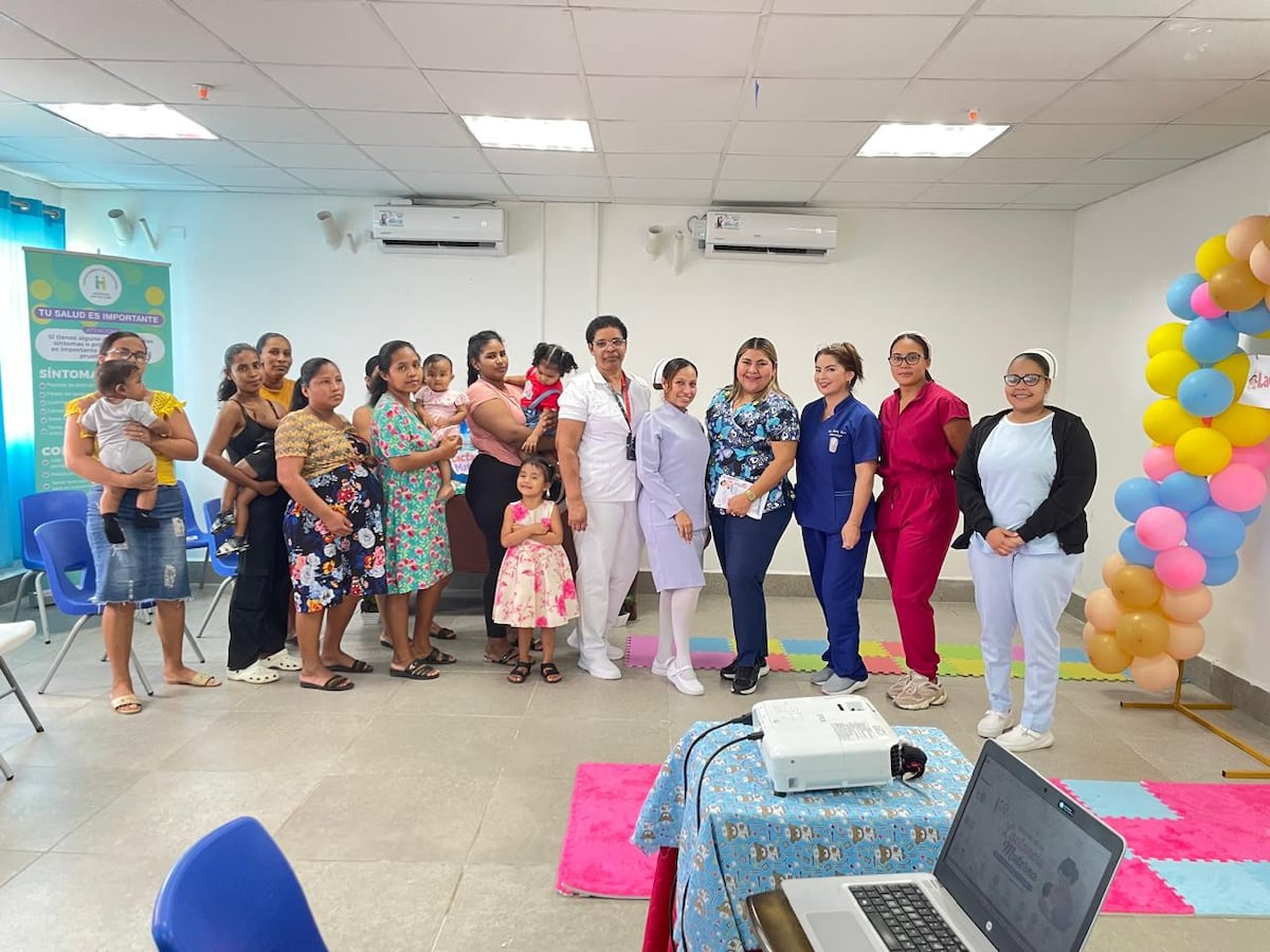Madres primerizas reciben orientación sobre lactancia materna en centros de salud de Colón