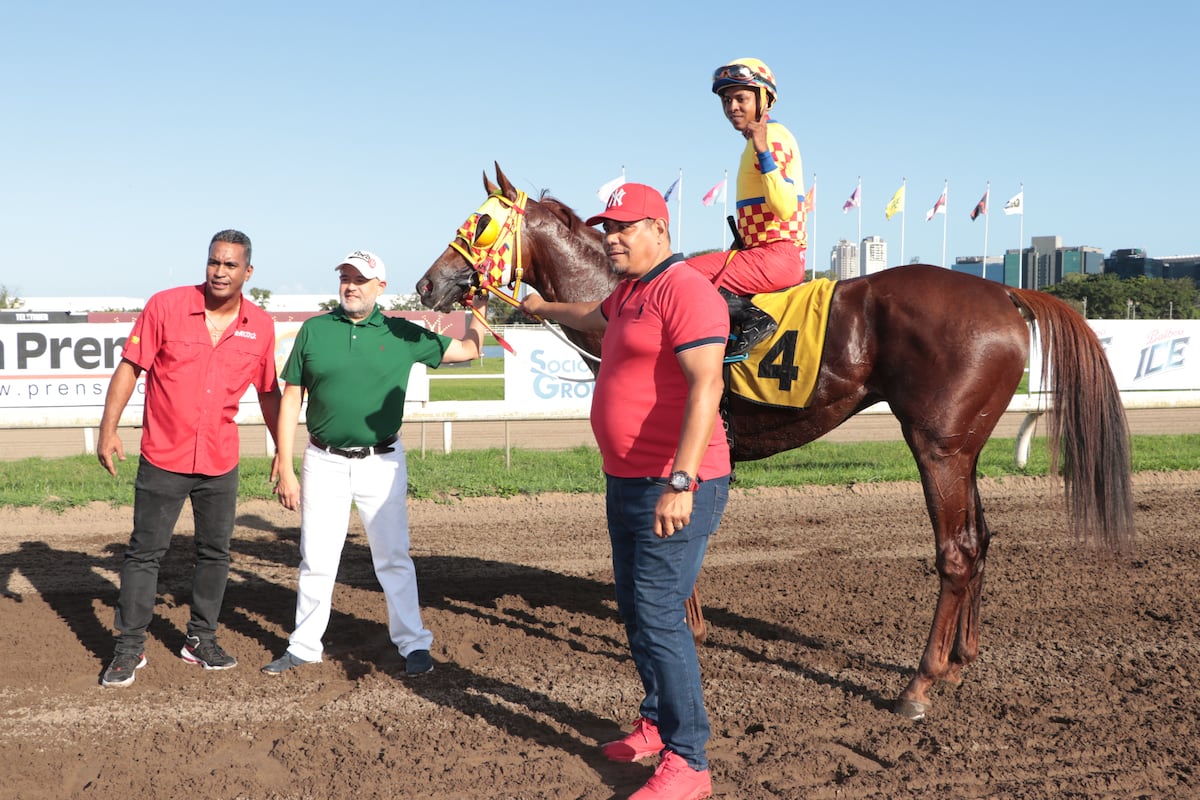 ‘Jaque Doble’, ‘El Rojo’ y otros campeones brillan en la gran cita hípica de Panamá