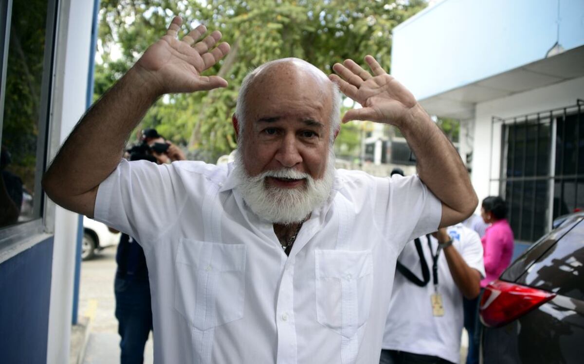 DOS CARADURAS MÁS. Diputados CD presentan amparo contra auditorías