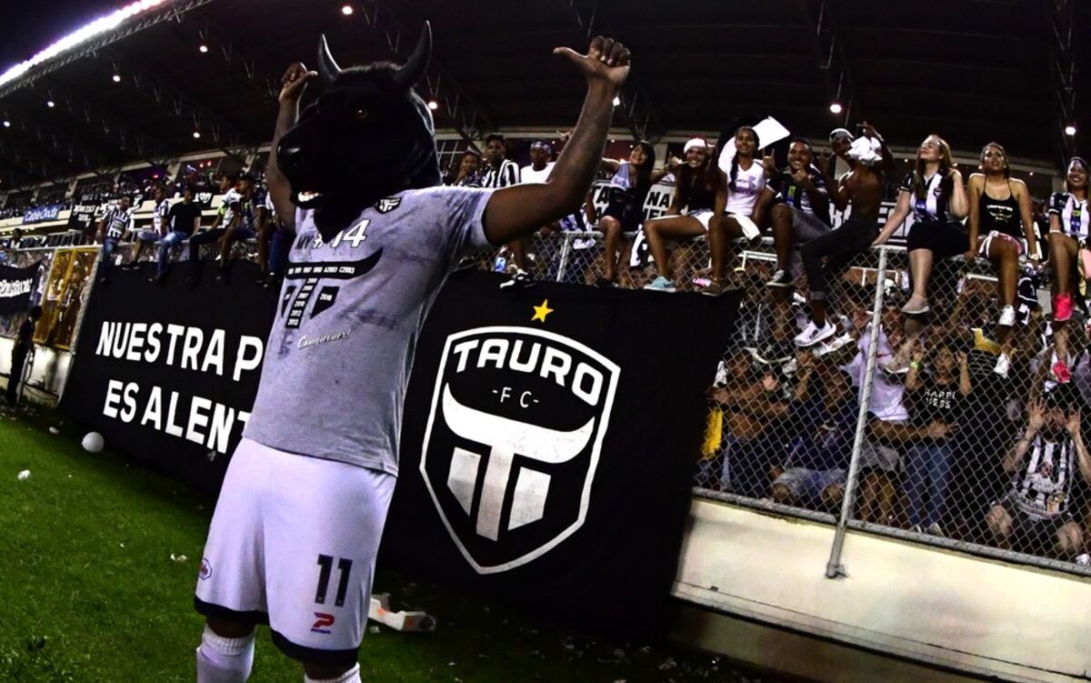 ¡Campeones, campeones! Tauro se corona ante un digno Costa del Este