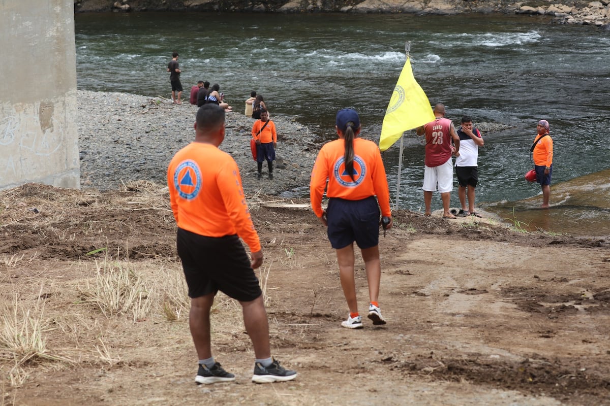 Rumbo a Carnavales, Sinaproc refuerza vigilancia en los ríos y playas de Herrera y Veraguas