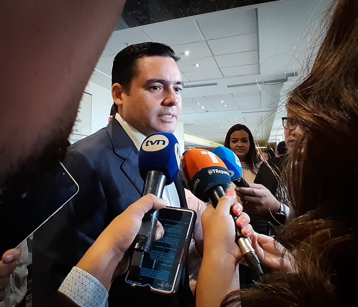 Gaby Carrizo arremete contra Ricardo Martinelli: “Delincuente” y “Mafioso”