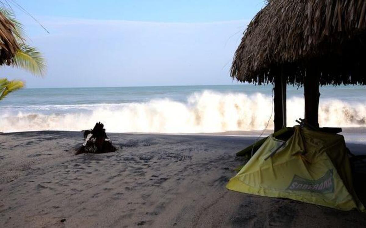 Emiten Alerta Verde de 48 horas por mareas altas y ráfagas de viento 