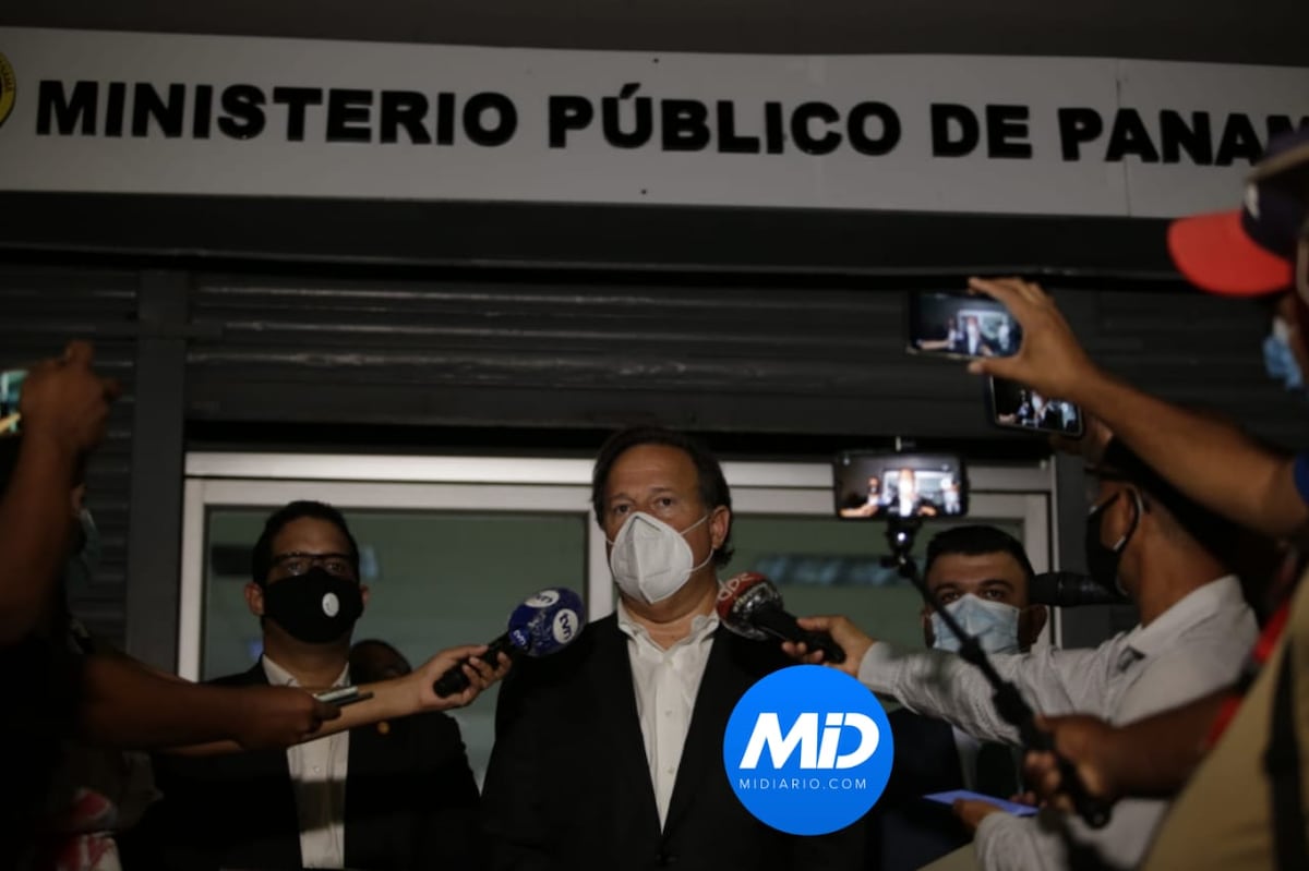 ¡Ajo! Varela lanza petardo. Dice que él sí da la cara, no sale huyendo, ni se defiende intimidando, ni secuestrando medios