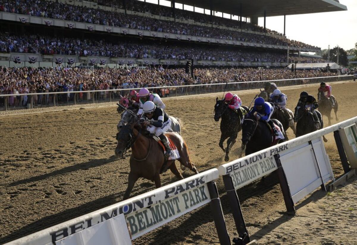 Belmont Stakes será más corto y se correrá sin público en las gradas