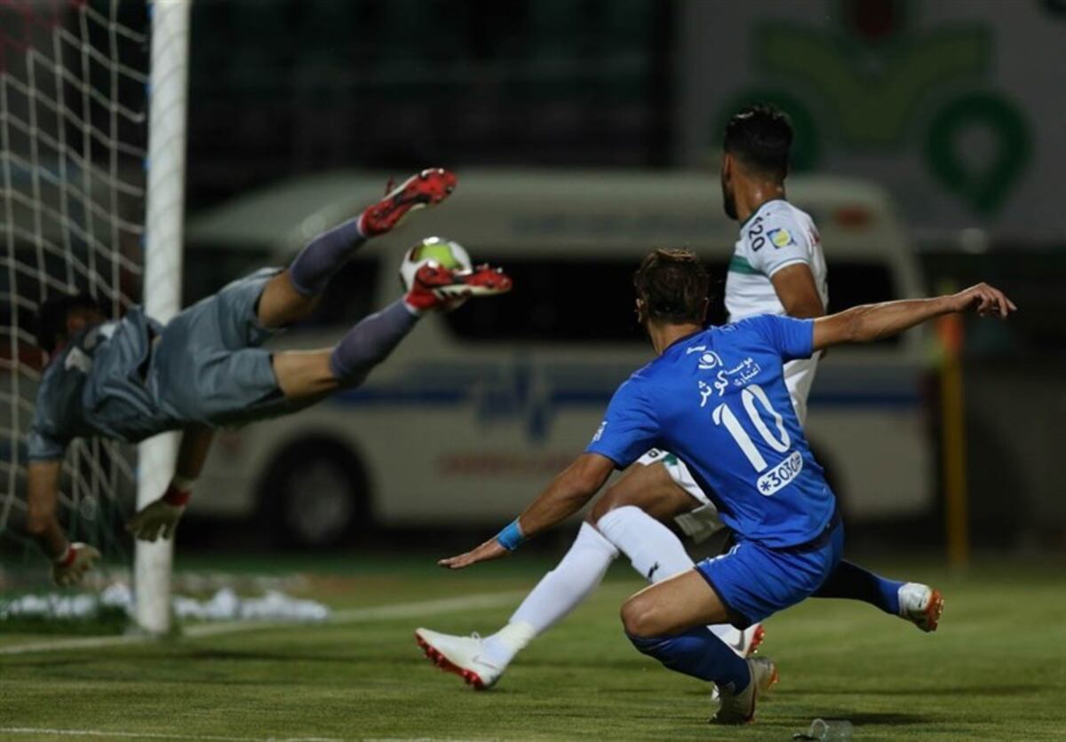 Anotó el gol que le daba la ventaja a su equipo y sale con fractura en el rostro