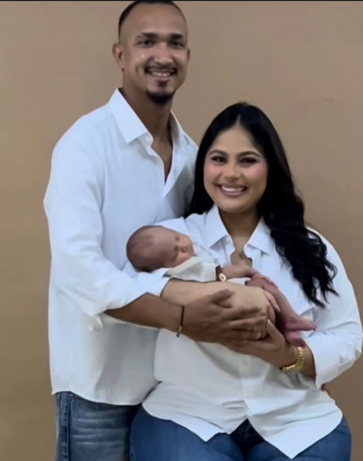 Tatiana Vélez enternece las redes con su primera foto familiar