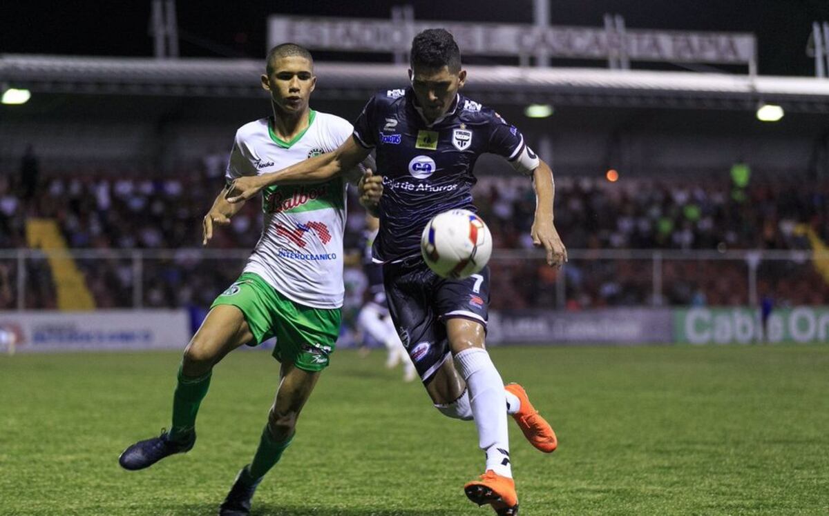 Humo blanco entre Afutpa y LPF; se sube el salario mínimo de los futbolistas